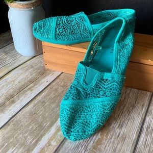 Teal casual flats